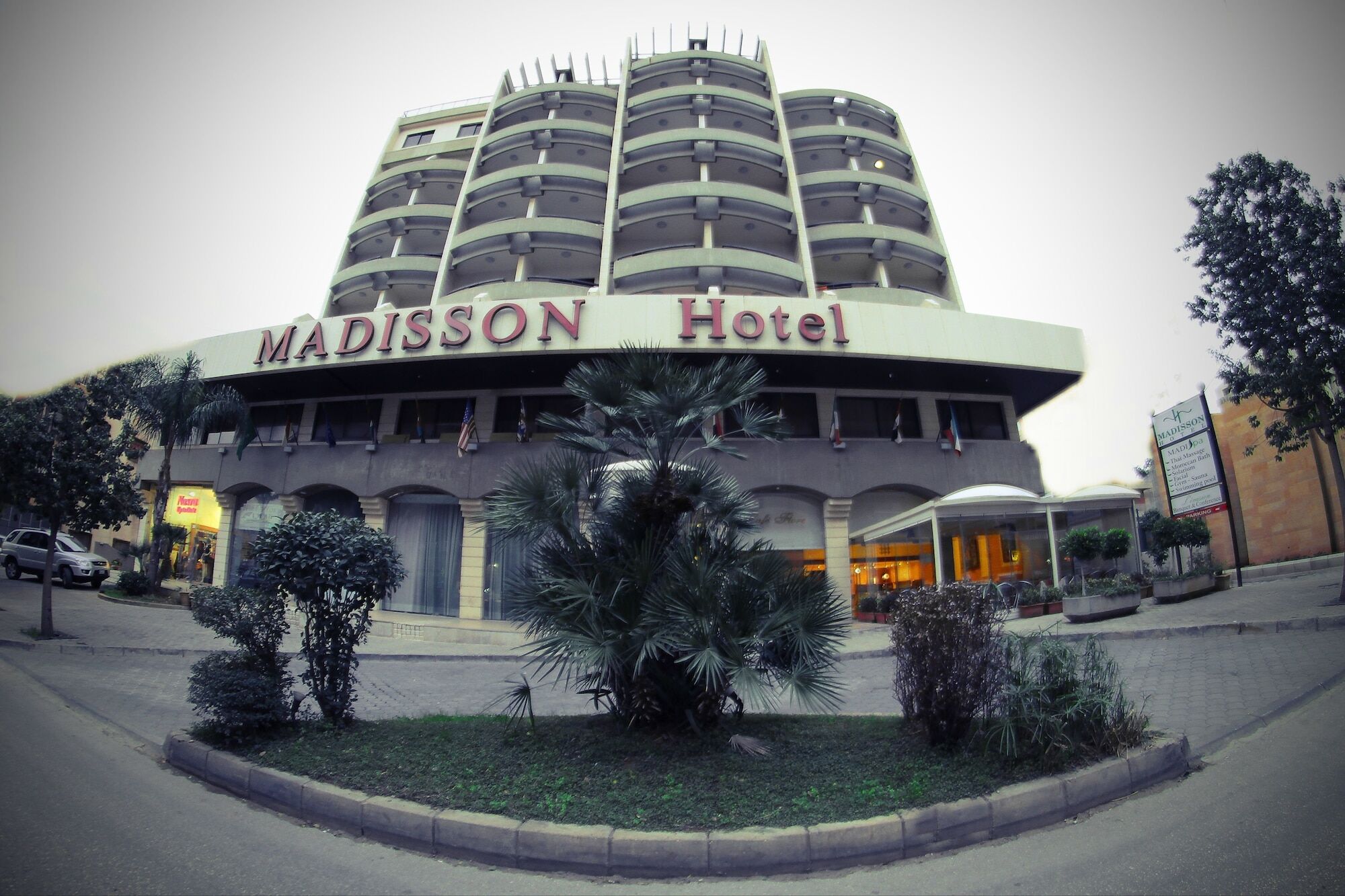 Madisson Hotel Jounieh Eksteriør bilde